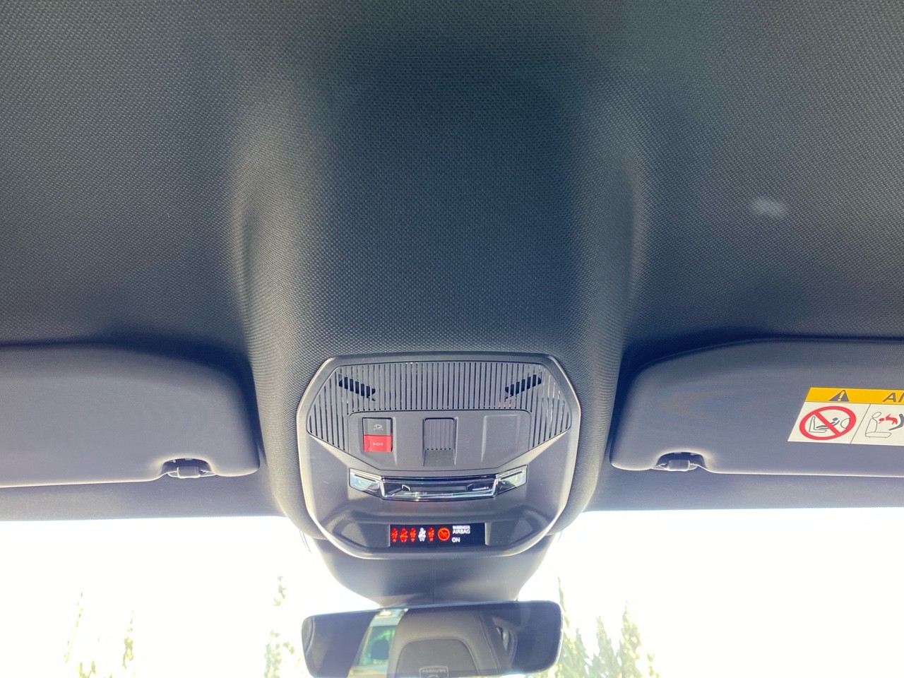 PEUGEOT E-308 FIRST EDITION