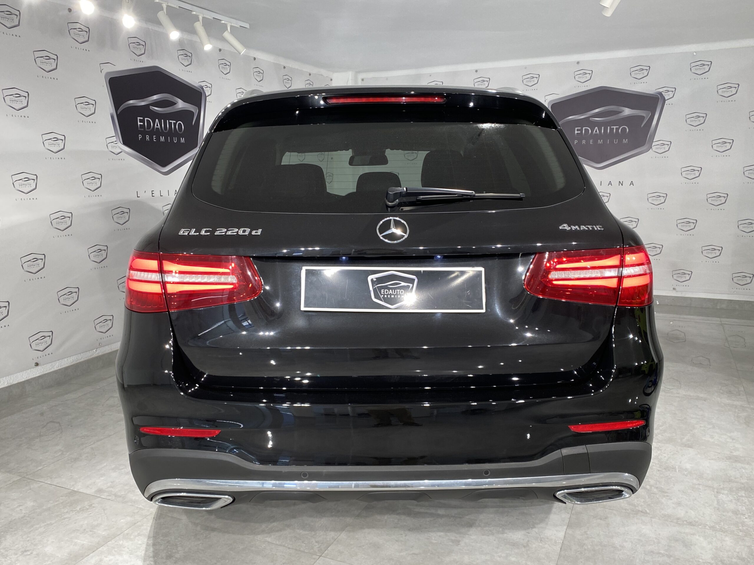 MERCEDES BENZ GLC