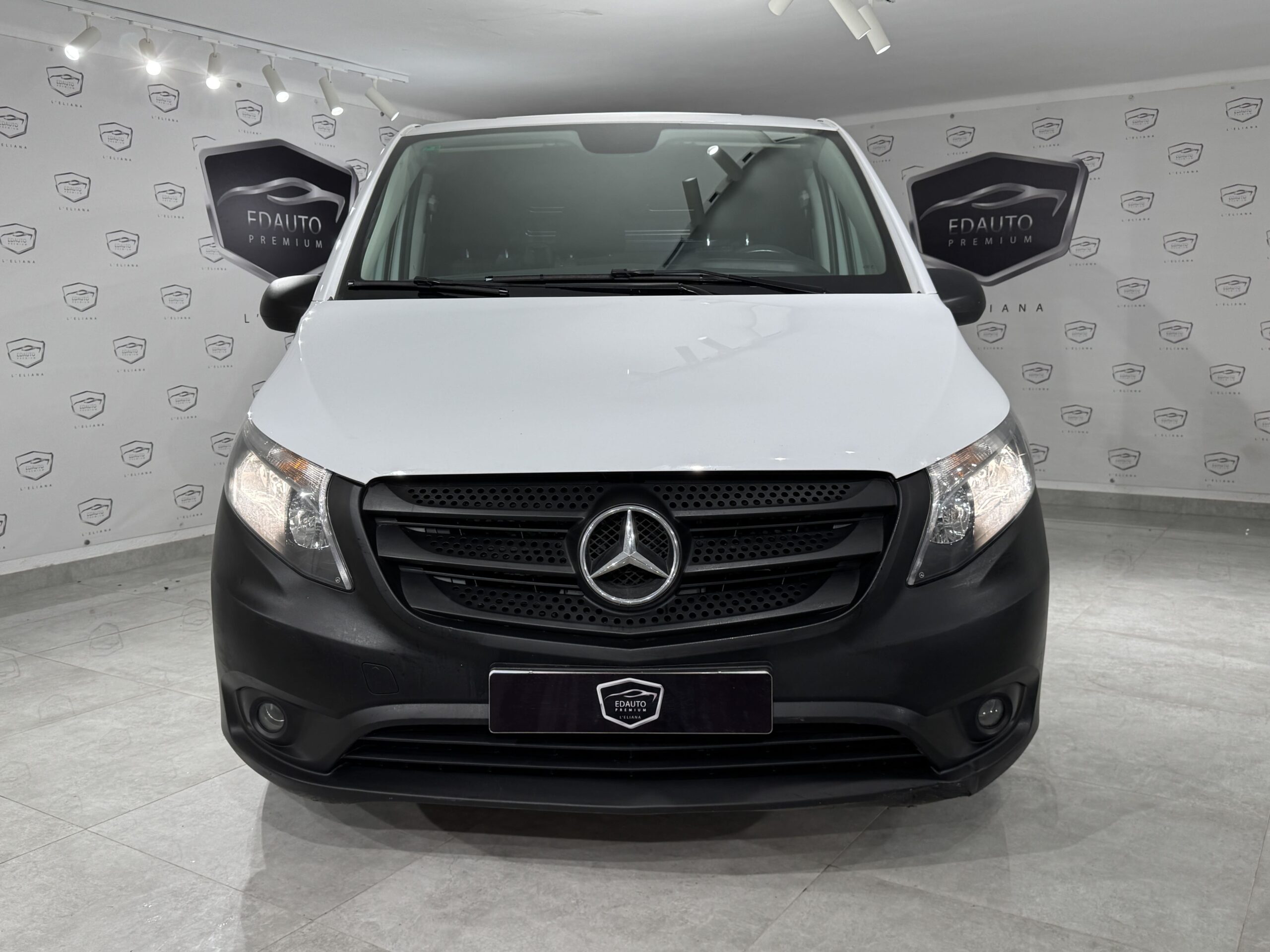 MERCEDES BENZ VITO