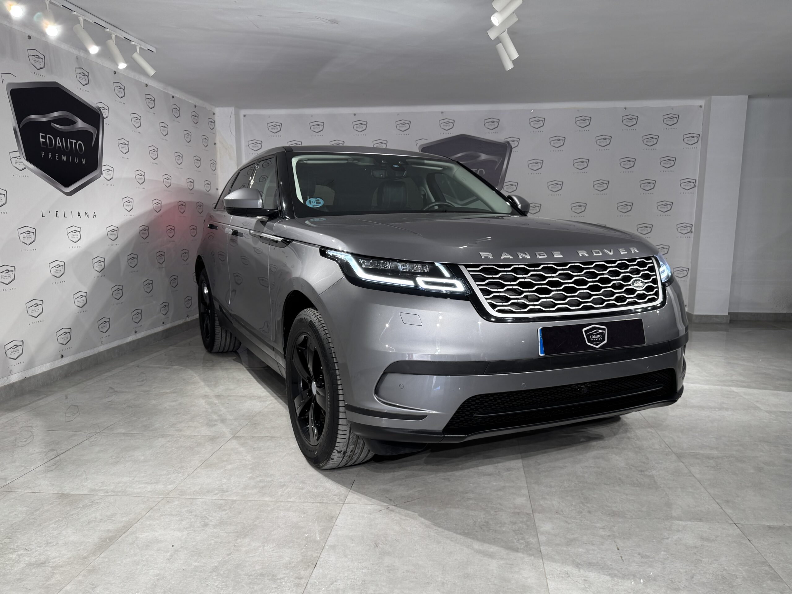 RANGE ROVER VELAR