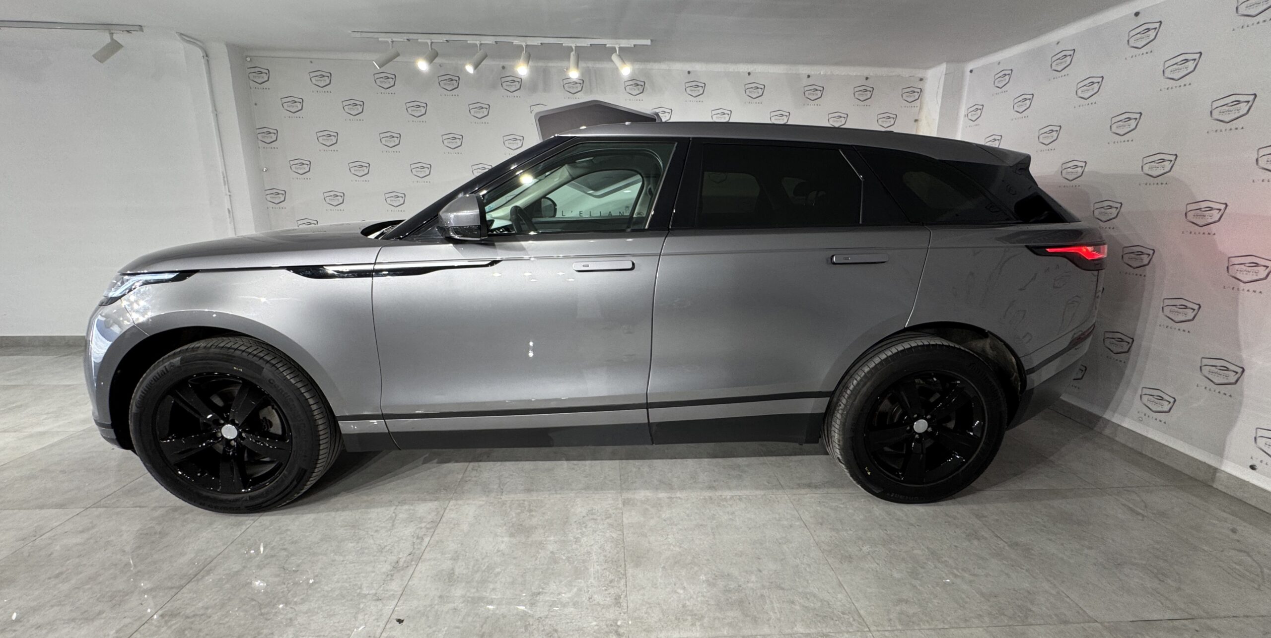 RANGE ROVER VELAR