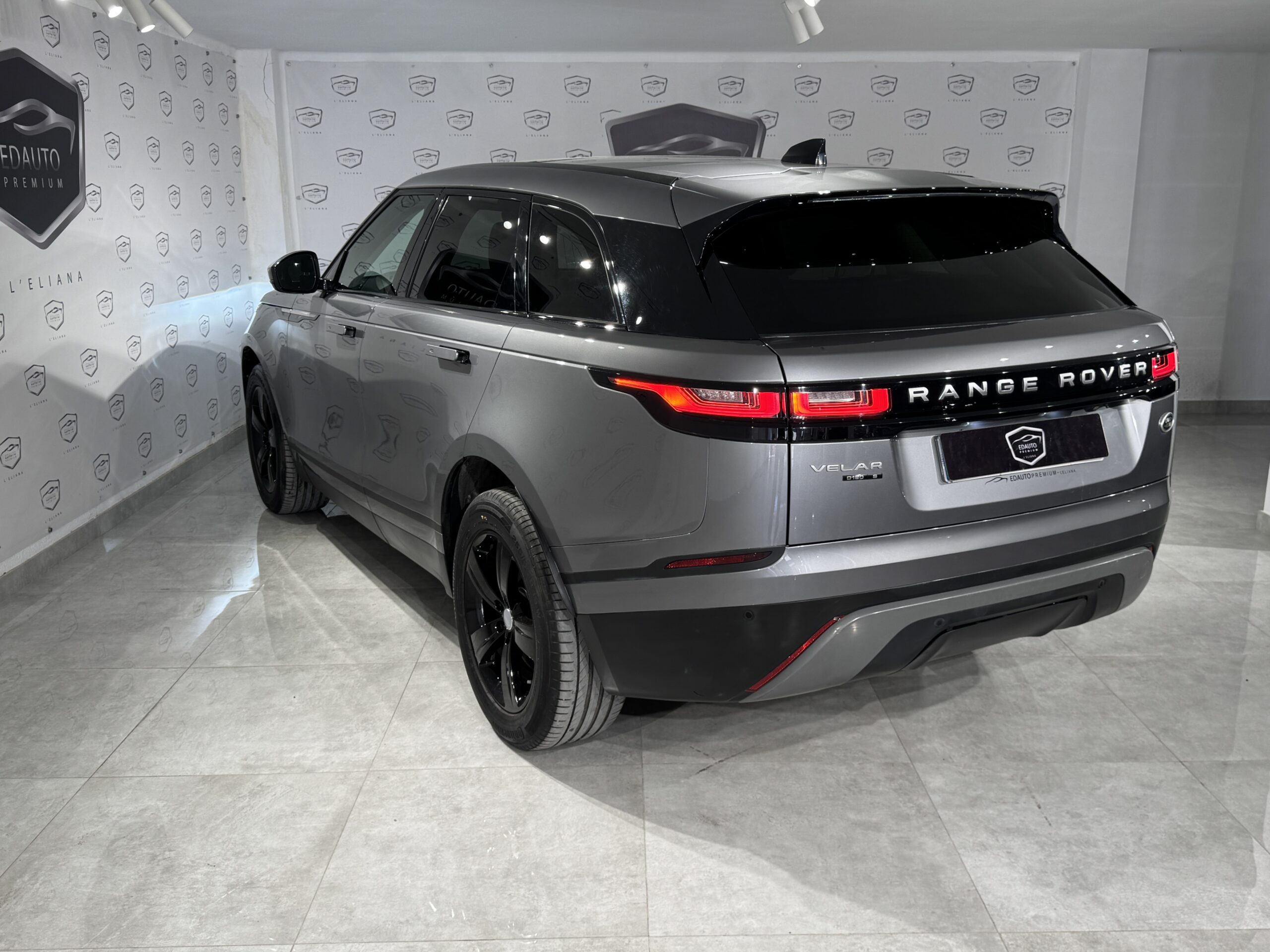 RANGE ROVER VELAR