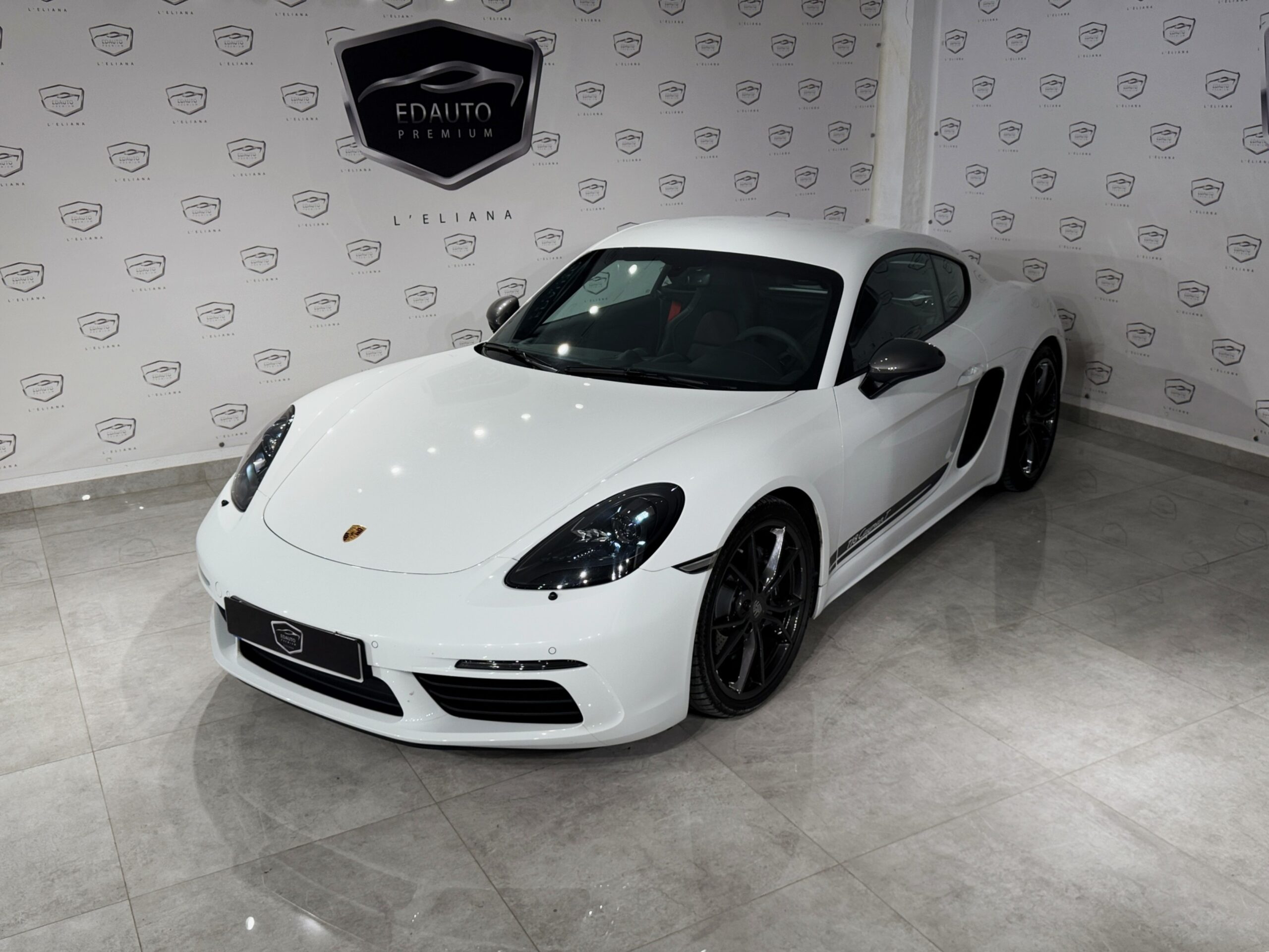 PORSCHE CAYMAN T