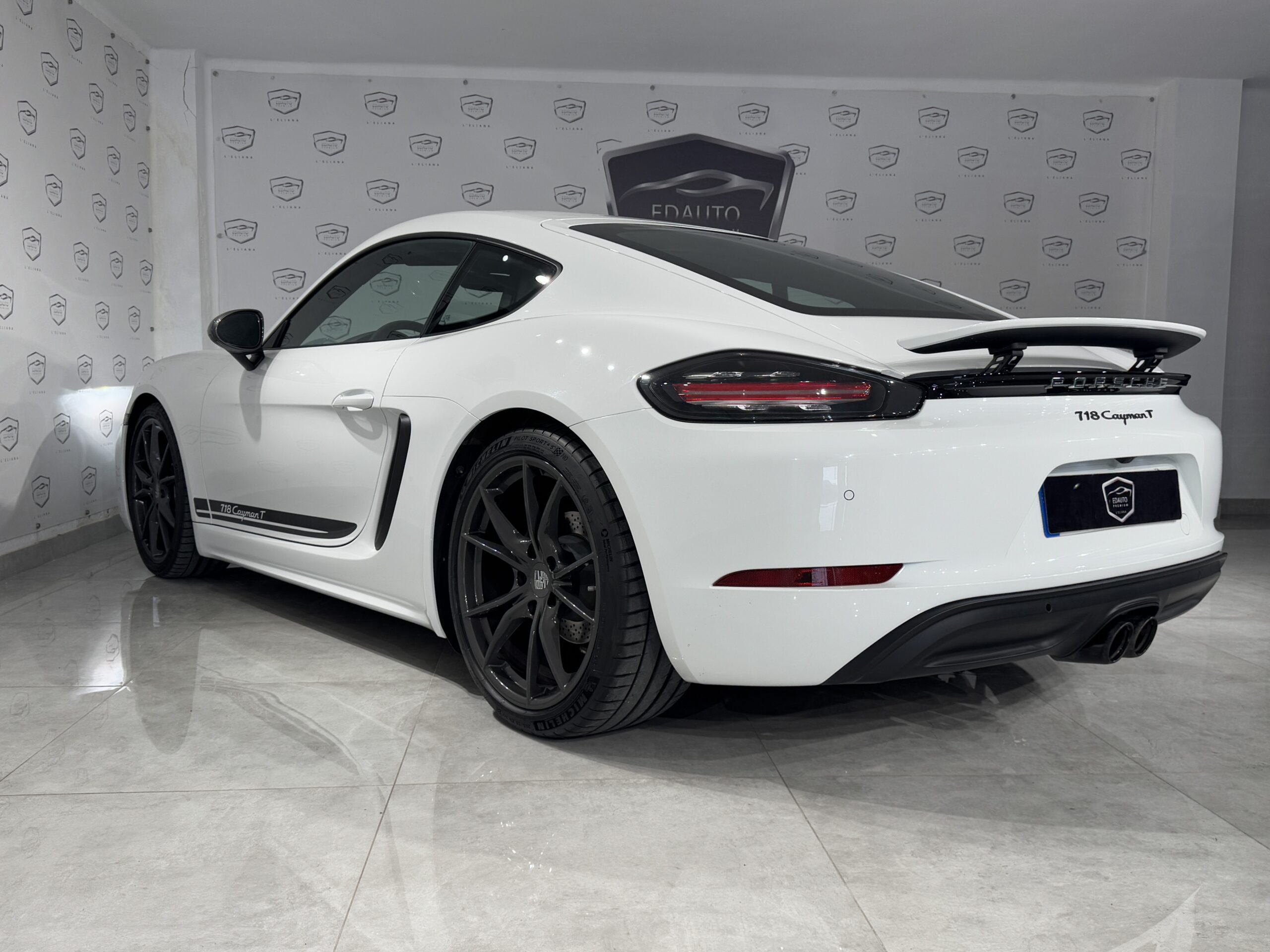 PORSCHE CAYMAN T